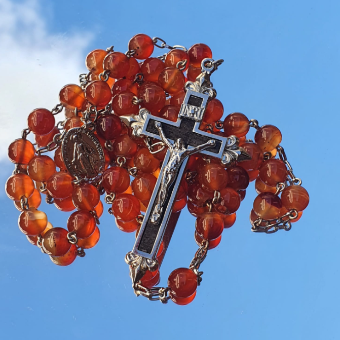 Crucifixo com Madeira